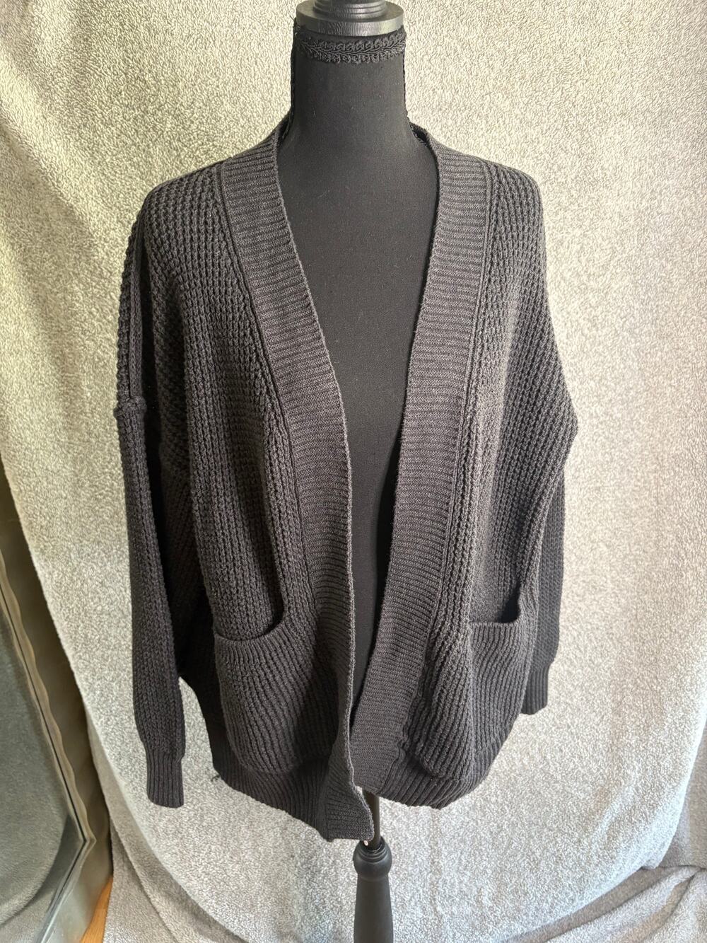 Universal Thread Cardigan L Charcoal Waffle Knit Grandpacore